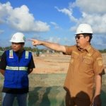 Tinjau Pembangunan SMA Unggul Garuda, Bupati Tegaskan ke Pelaksana Percepat Pekerjaan