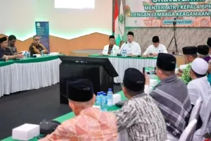 Kumpulkan Pengurus Organisasi Keagamaan Islam di NTB, Menteri Nusron Ajak Kerja Sama Selesaikan Sertipikasi Tanah Wakaf