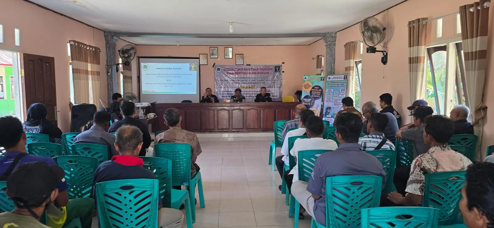 LBH Belitung Berikan Penyuluhan Hukum Kepada Warga Batu Itam Beltim