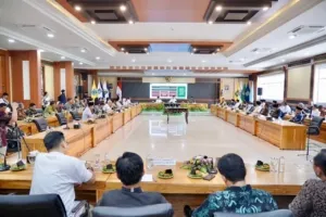 Hindari Potensi Konflik, Menteri Nusron Imbau Kepala Daerah dan Masyarakat Se-NTB Gotong Royong Mutakhirkan Data Pertanahan