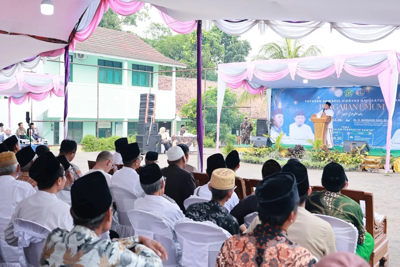 Bicara Soal Amanah Pimpinan dalam Pengajian di Pandeglang, Menteri Nusron: Permudah Rakyat