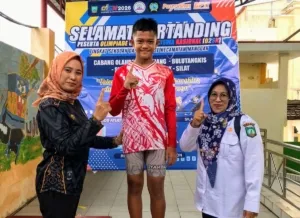 Empat Gelar Diraih Syahdan Antar SDN 17 Manggar Ukir Prestasi O2SN Cabor Renang